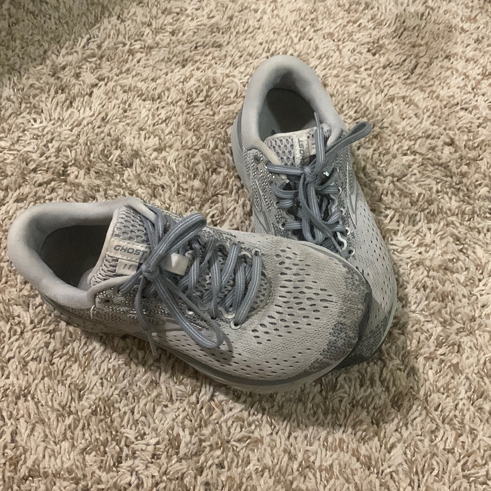 Brooks ghost 11
